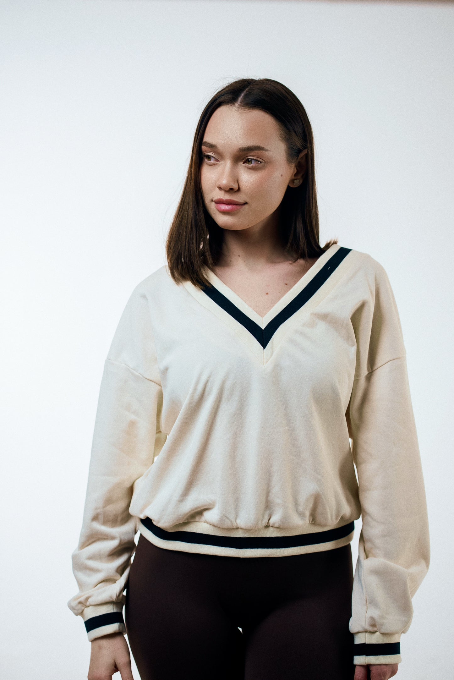 Club V Pullover